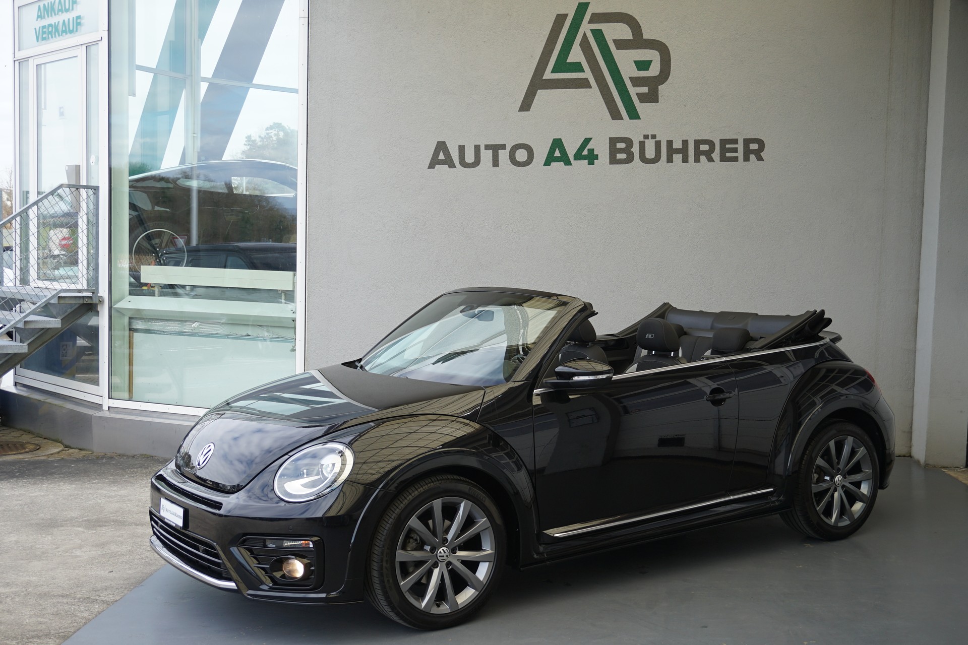 VW Beetle 1.4 TSI BMT 150PS R-Line Cabriolet DSG-Automat-image-6