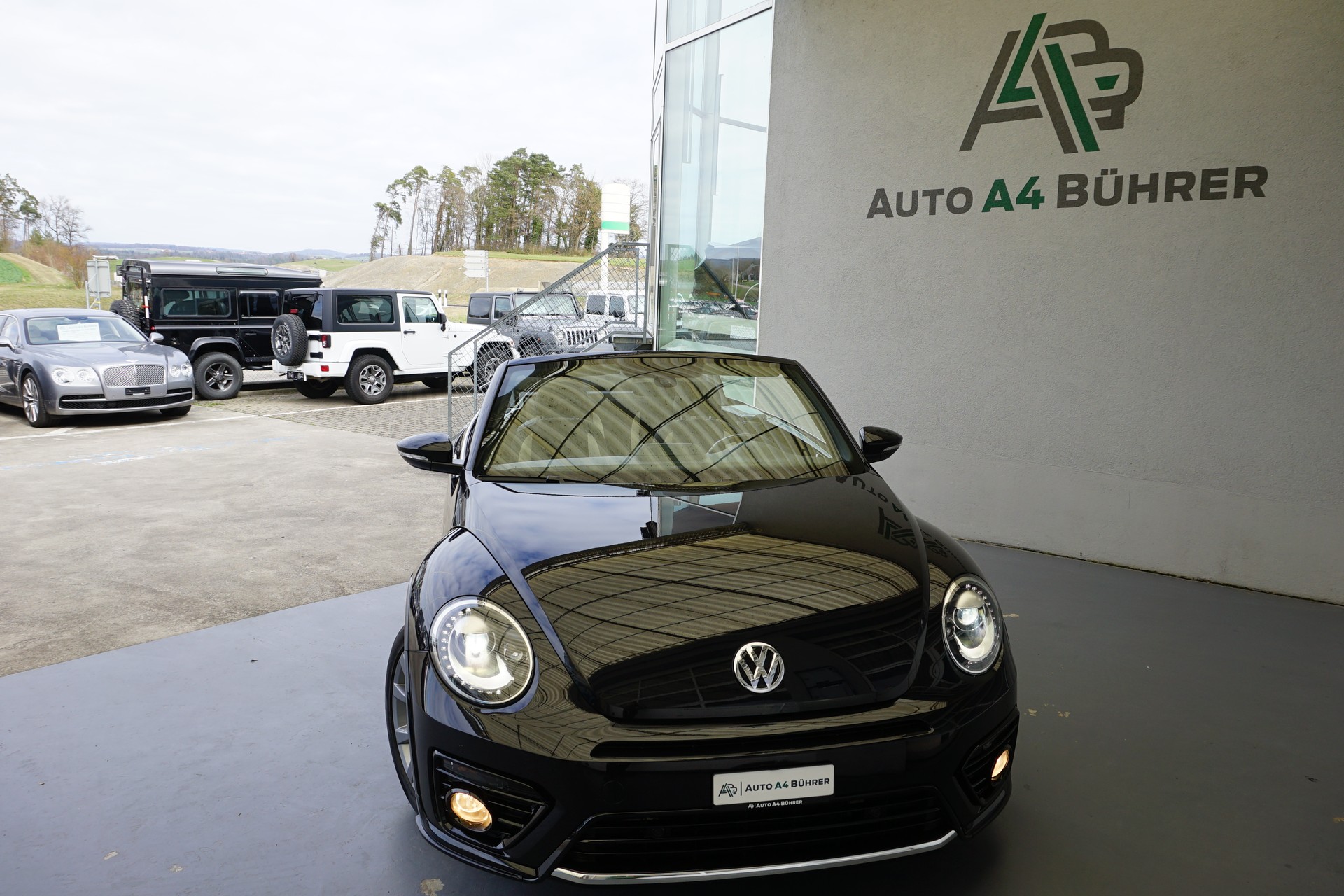 VW Beetle 1.4 TSI BMT 150PS R-Line Cabriolet DSG-Automat-image-5