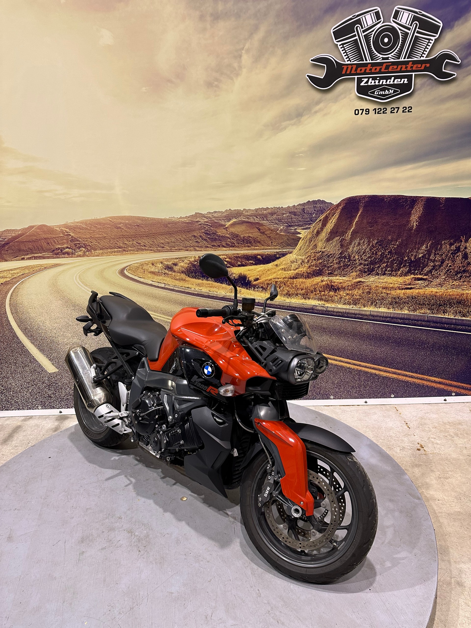 BMW K 1300 R-showroom-element-1