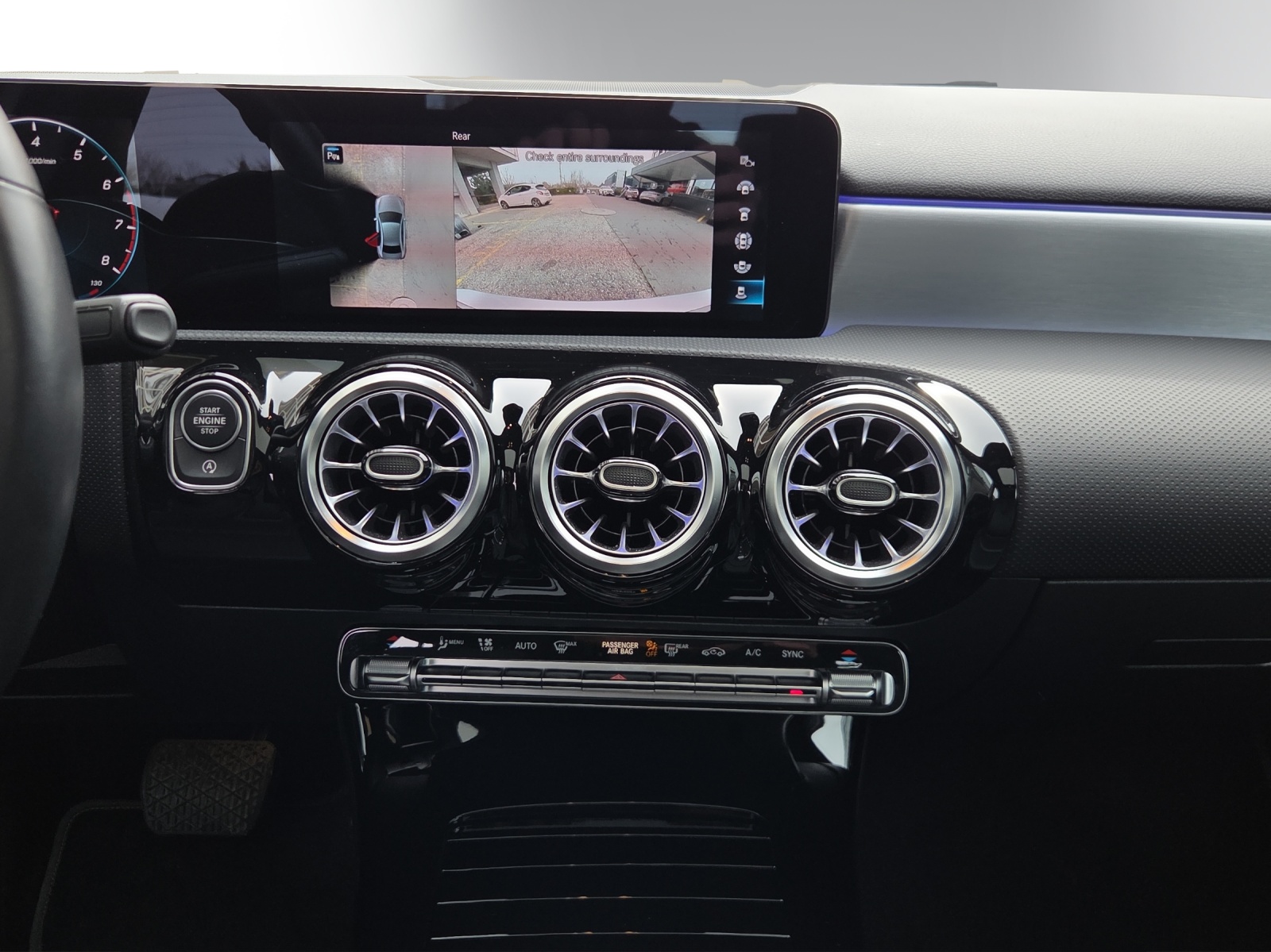 Image MERCEDES-BENZ A-200 A 200 Style 7G-DCT