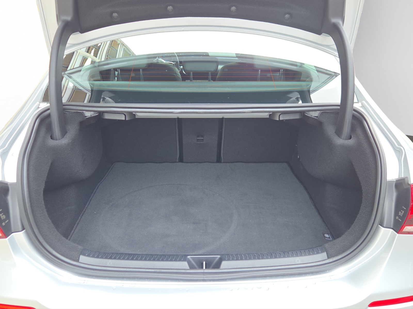 Image MERCEDES-BENZ A-200 A 200 Style 7G-DCT