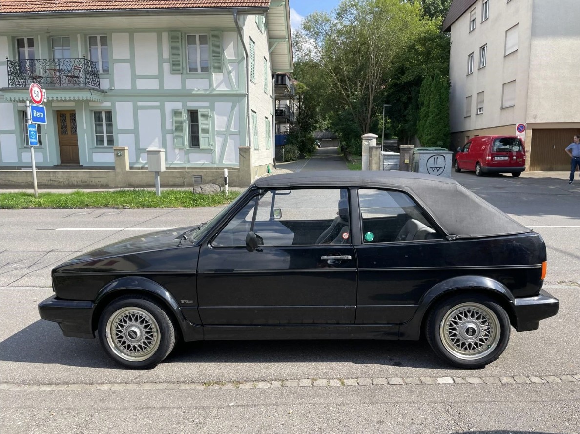 VW Golf Cabrio-image-1