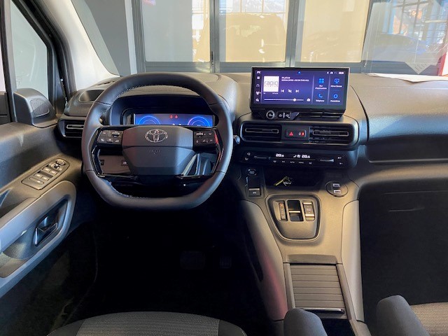 TOYOTA Proace City Verso L2 1.5 HDi 130 Trend-image-9