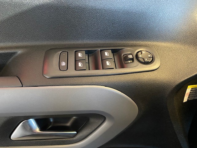 TOYOTA Proace City Verso L2 1.5 HDi 130 Trend-image-15