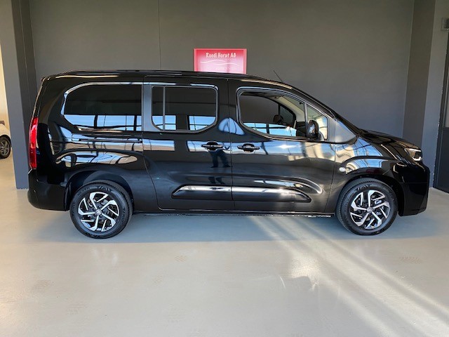 TOYOTA Proace City Verso L2 1.5 HDi 130 Trend-image-3