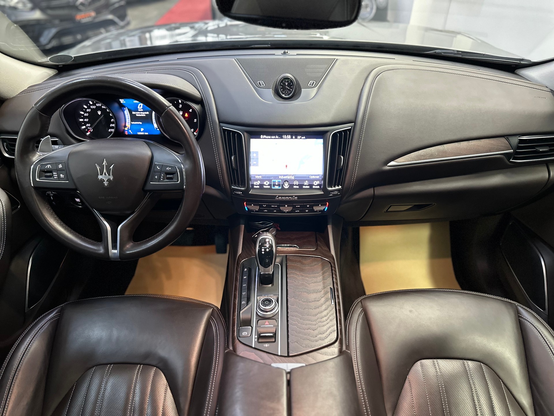 MASERATI Levante D 3.0 V6 GranLusso Automatica-image-10