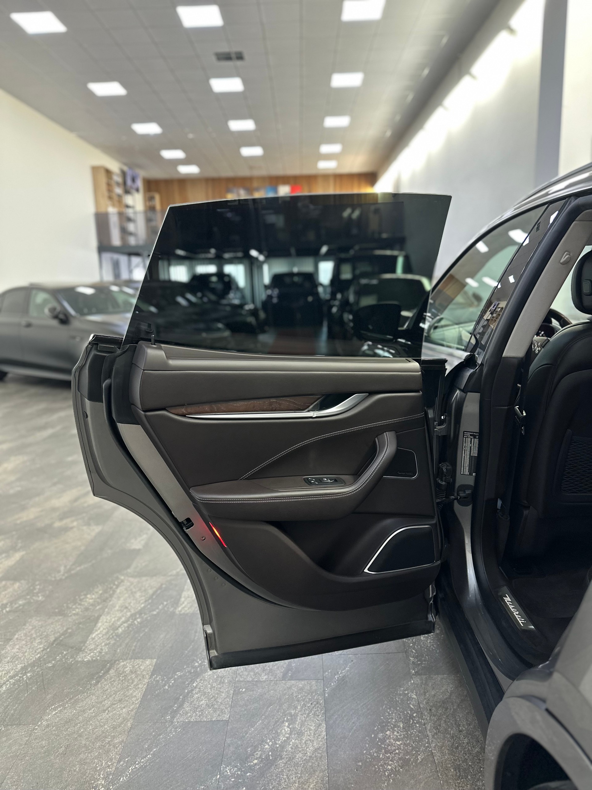 MASERATI Levante D 3.0 V6 GranLusso Automatica-image-20
