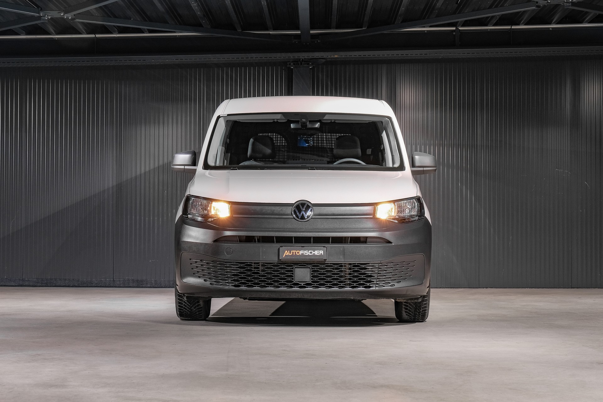 VW Caddy Cargo 2.0TDI Maxi-image-2