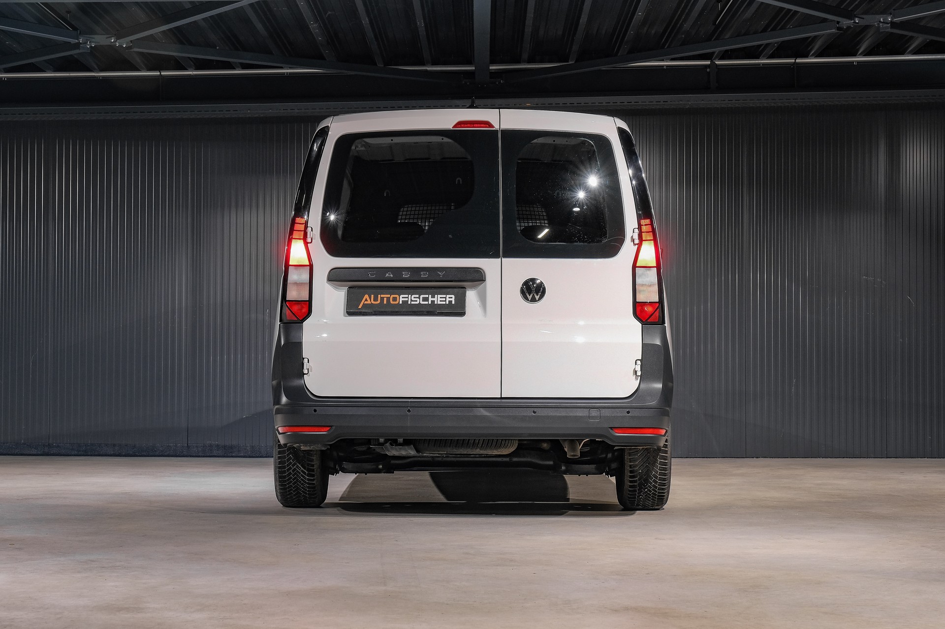 VW Caddy Cargo 2.0TDI Maxi-image-5