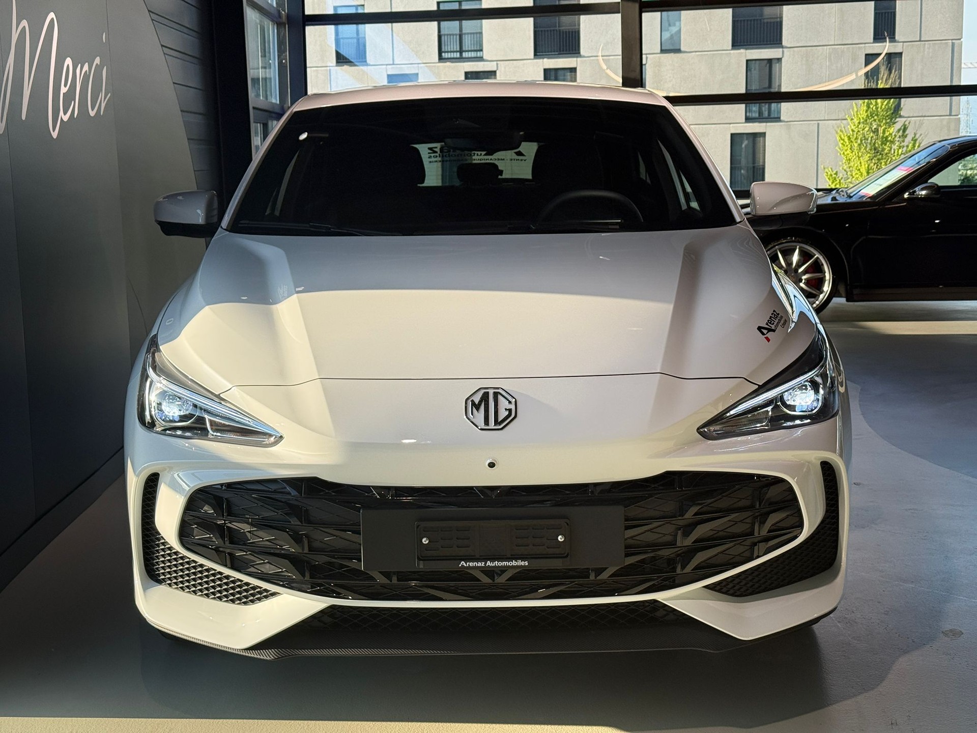 MG 3 1.5 Hybrid Luxury Aut.-showroom-element-2