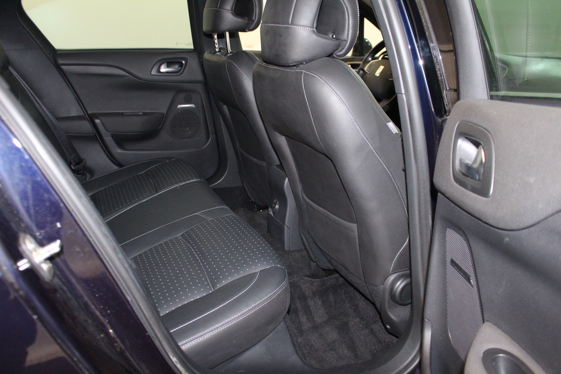 DS AUTOMOBILES DS4 1.6 THP 210 Sport Chic-image-8