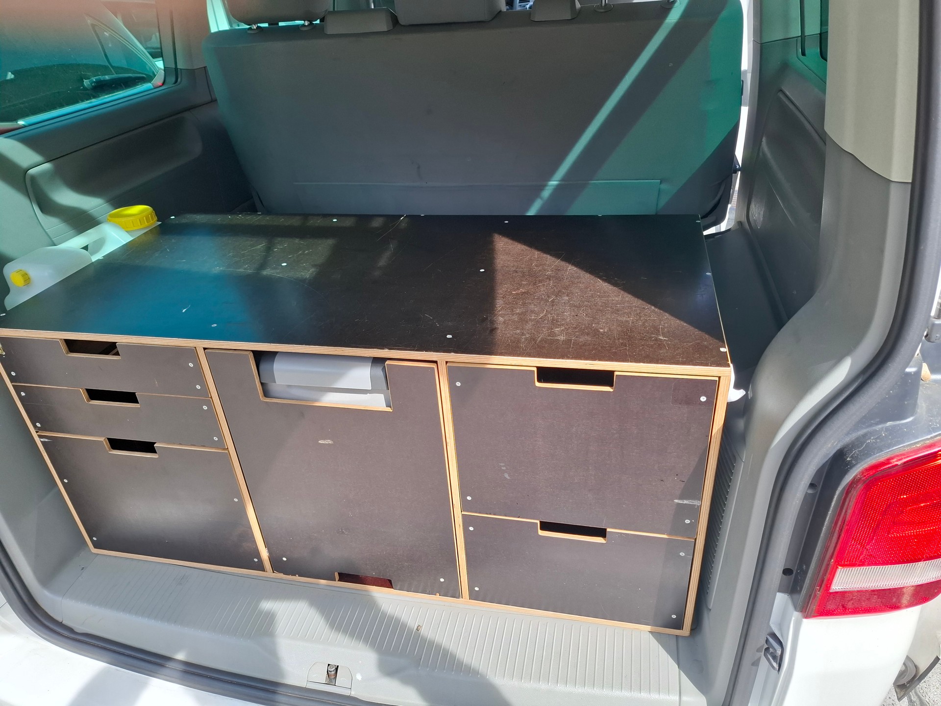 VW T5 California 2.0 Bi-TDI Beach DSG-image-11