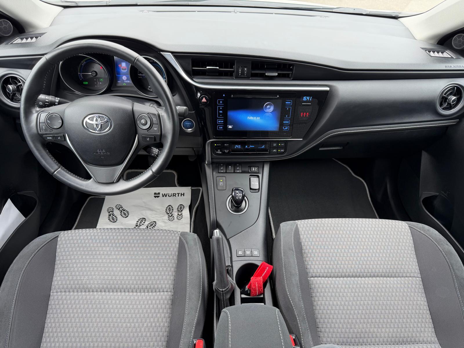 TOYOTA Auris Touring Sports 1.8 HSD Trend-image-9