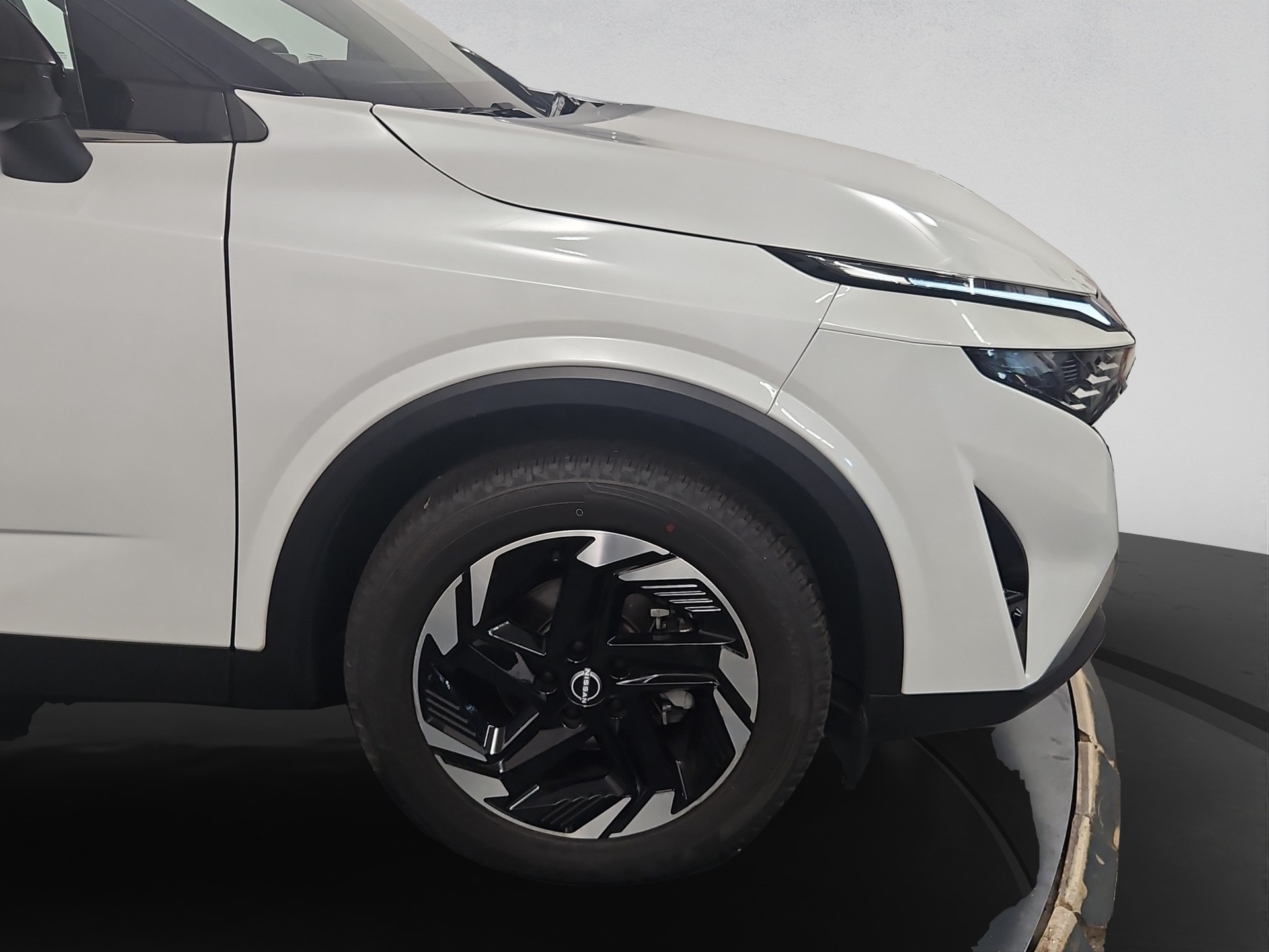 NISSAN Qashqai 1.3 DIG-T MHEV N-Connecta Xtronic-image-16