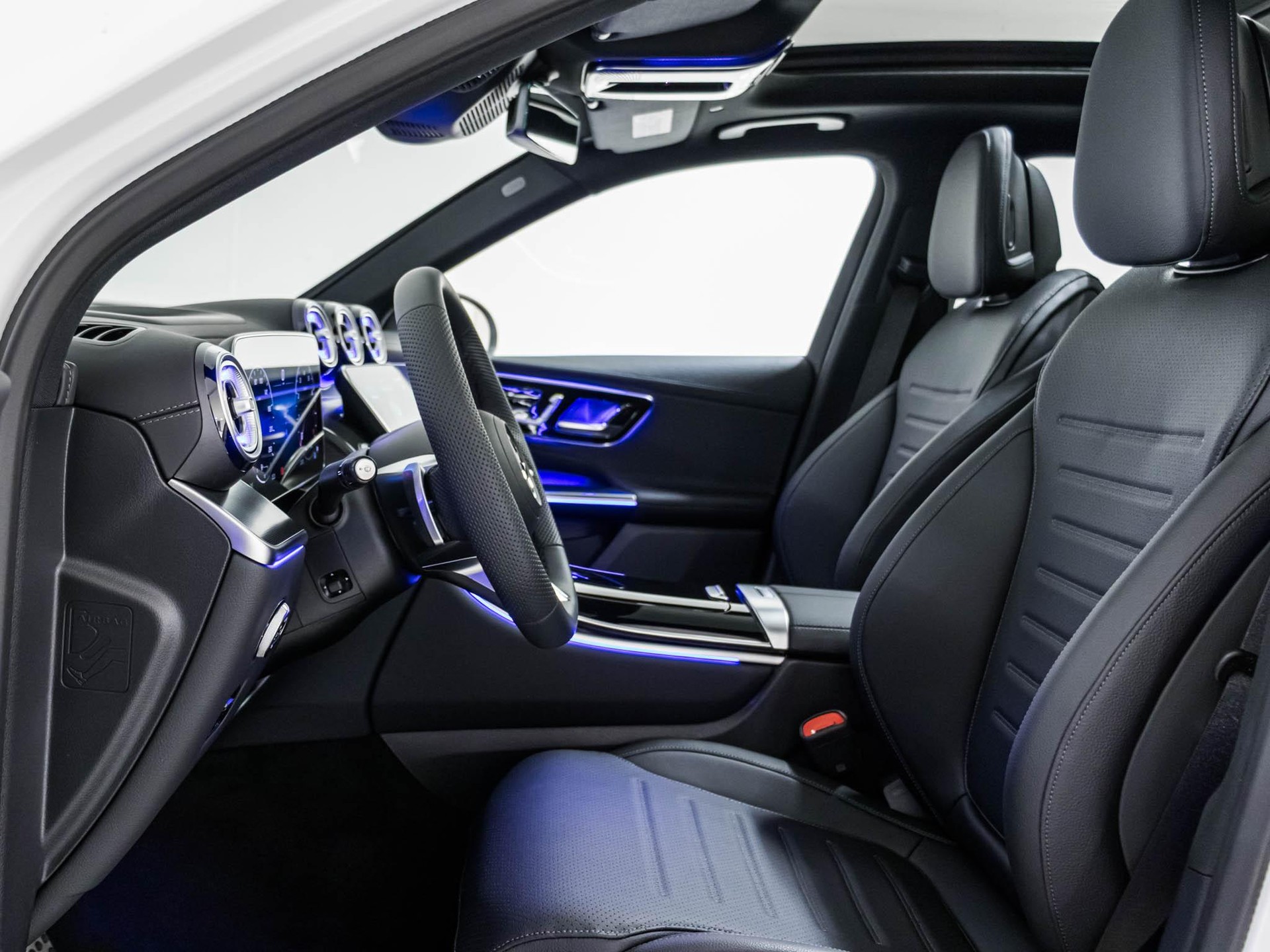 MERCEDES-BENZ GLC 300 4MATIC-image-6