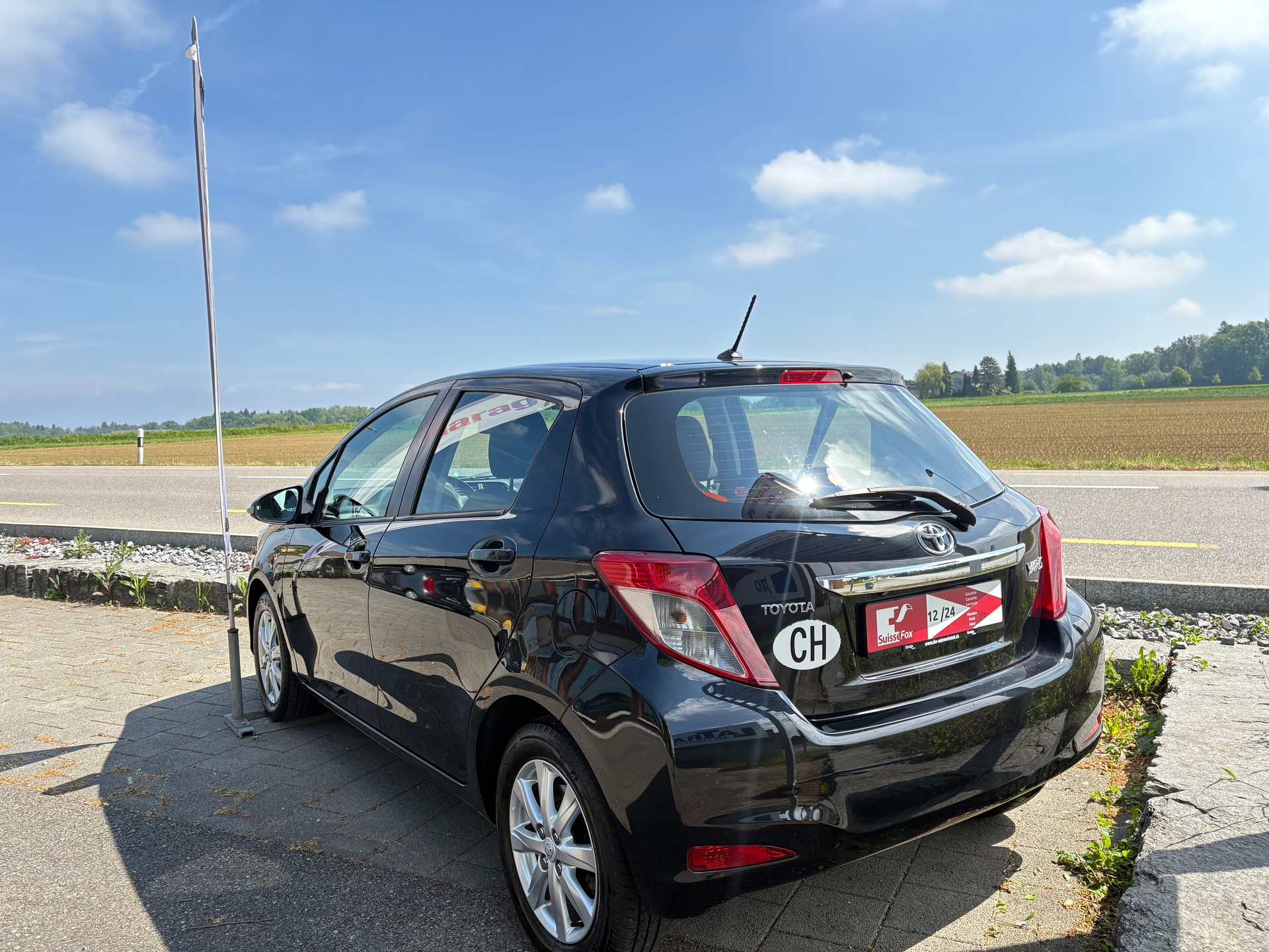 TOYOTA Yaris 1.33 Sol-image-6