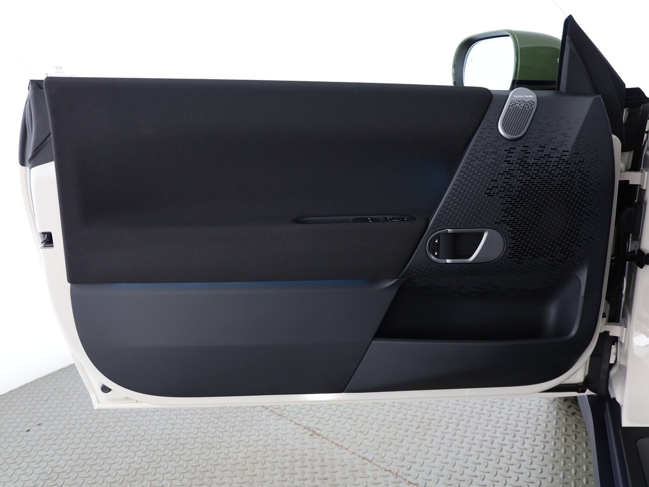 MINI Cooper SE-image-8
