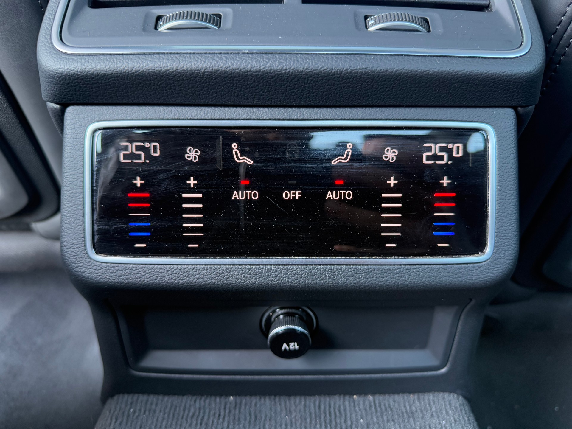 AUDI A6 3.0 55 TFSI Sport quattro S-Tronic-image-8