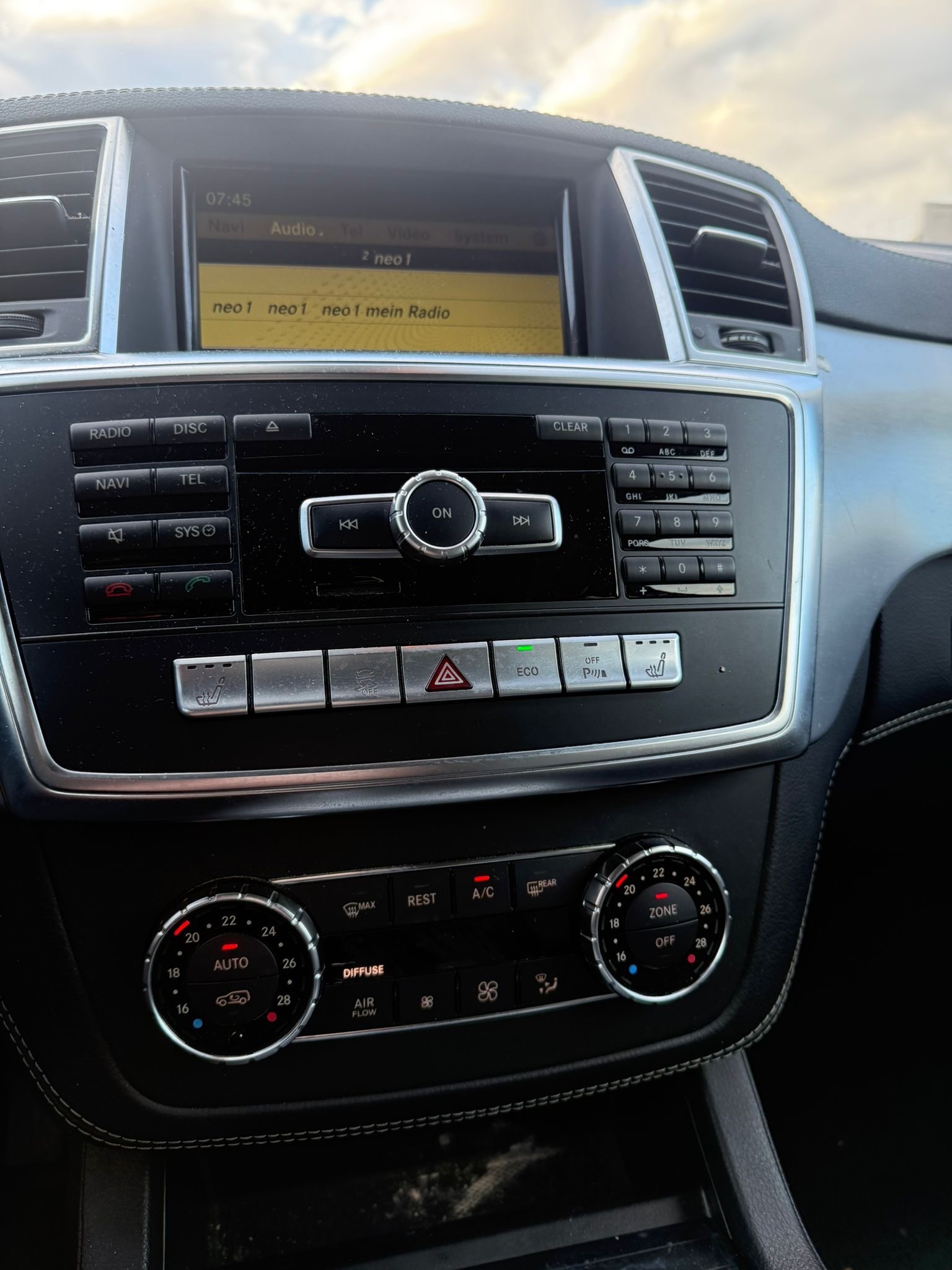 MERCEDES-BENZ ML 350 BlueTEC 4Matic 7G-Tronic-image-24
