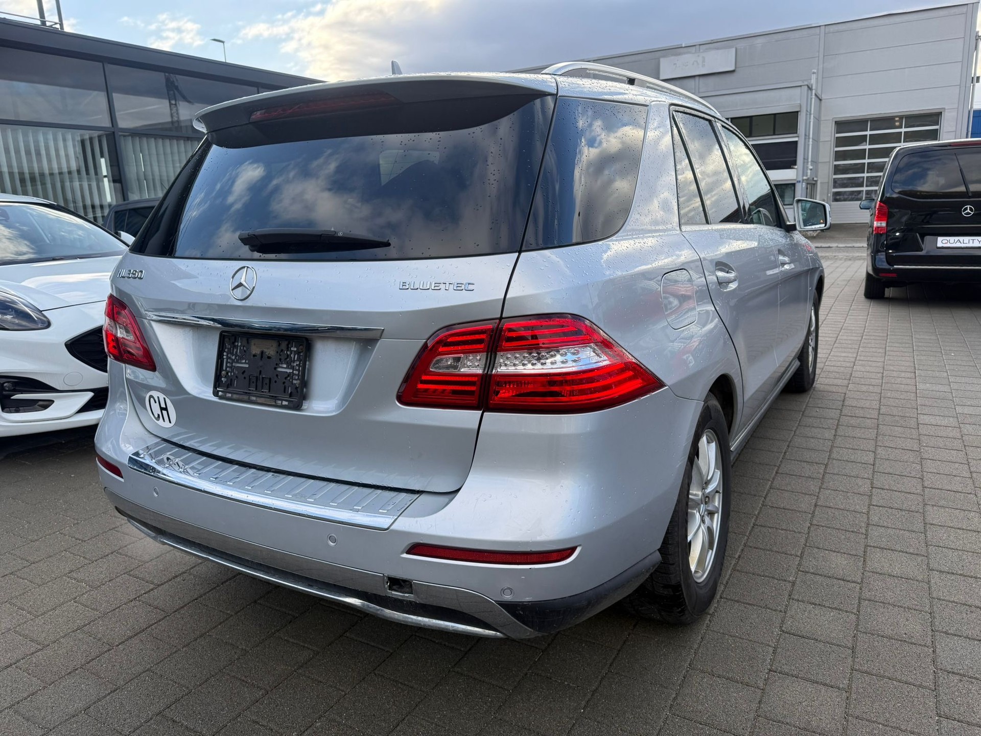 MERCEDES-BENZ ML 350 BlueTEC 4Matic 7G-Tronic-image-12