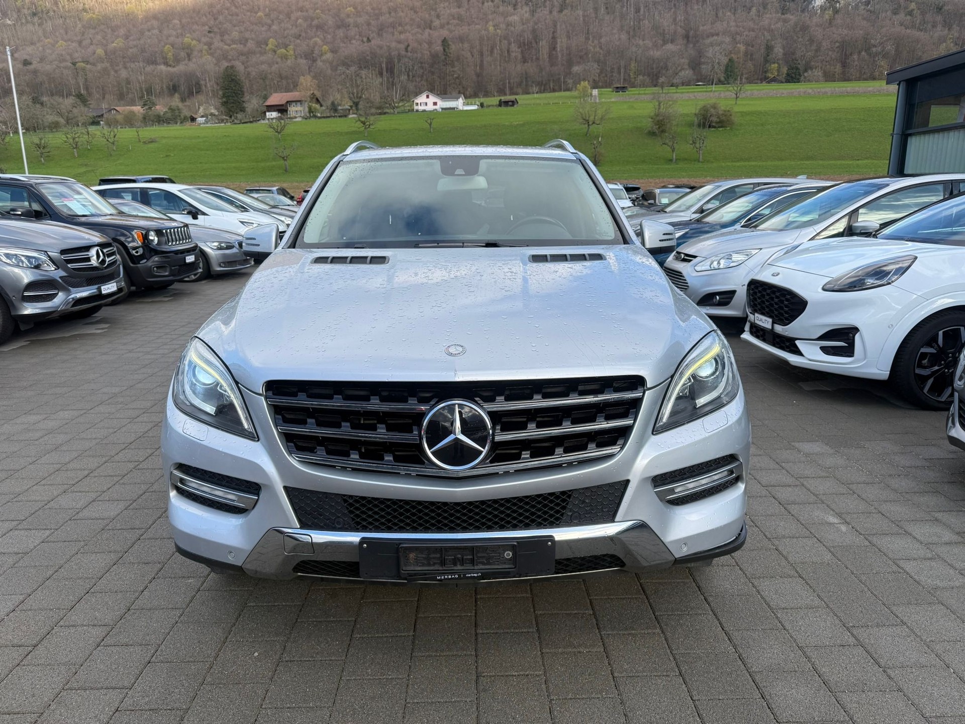 MERCEDES-BENZ ML 350 BlueTEC 4Matic 7G-Tronic-showroom-element-3