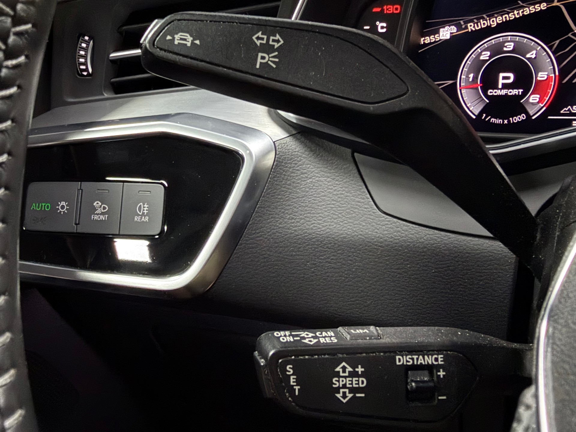 AUDI S6 Avant 3.0 TDI quattro tiptronic-image-13