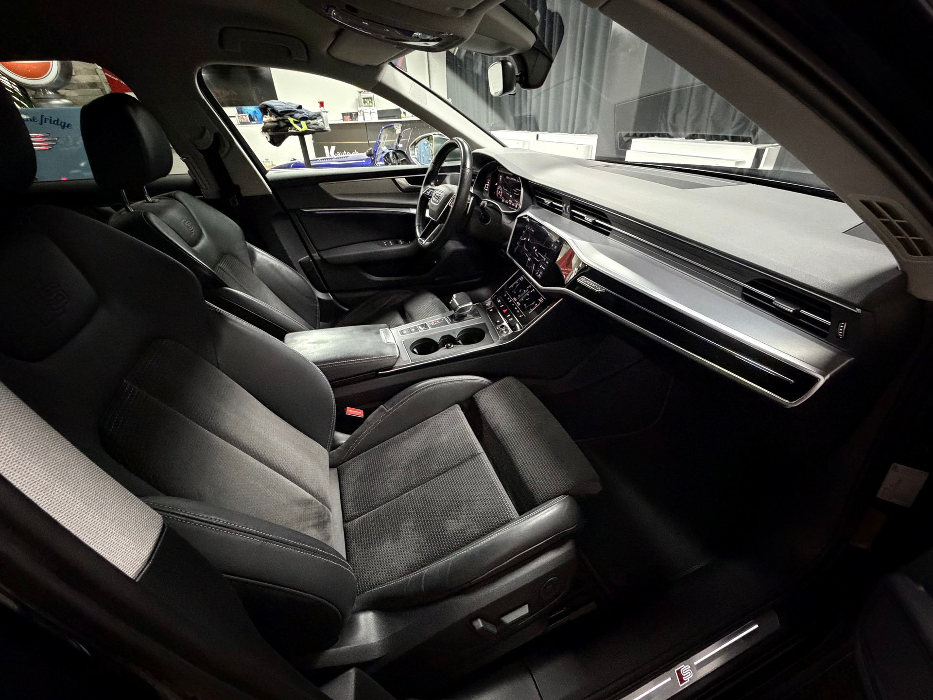AUDI S6 Avant 3.0 TDI quattro tiptronic-image-27