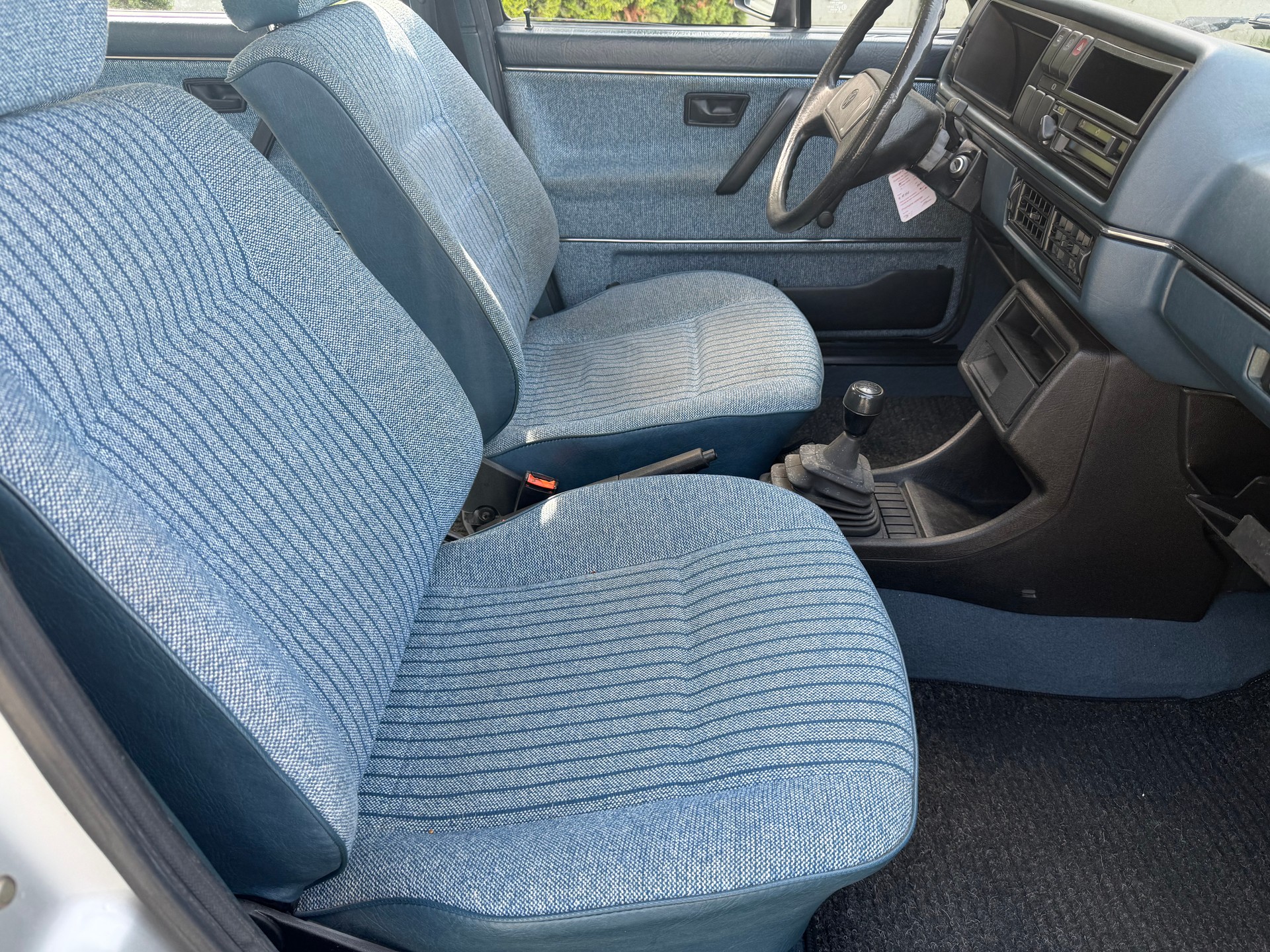 VW GOLF-image-19