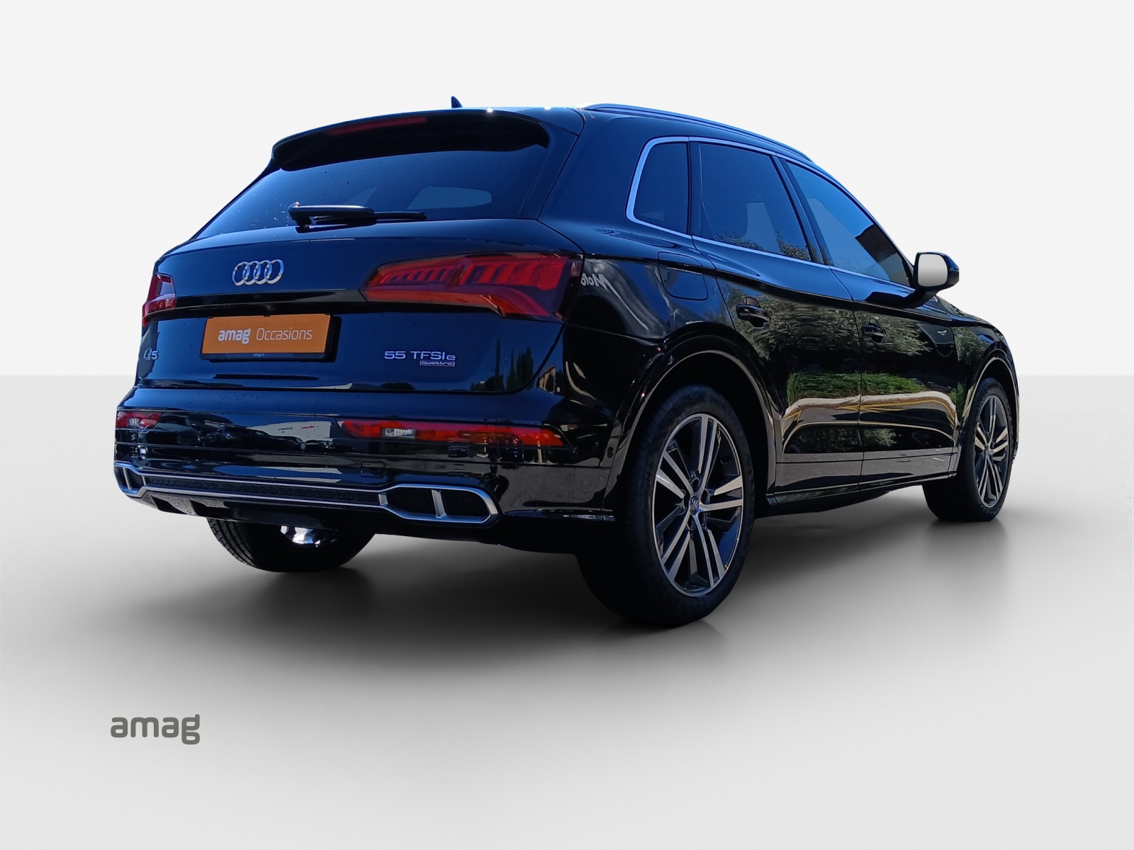 AUDI Q5 55 TFSI e sport quattro-image-4