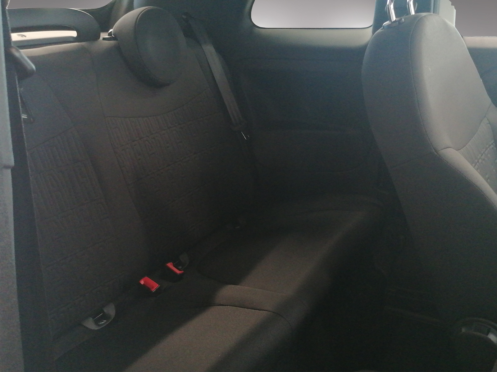 FIAT 500 C 1.0 Hybrid Lounge-image-6