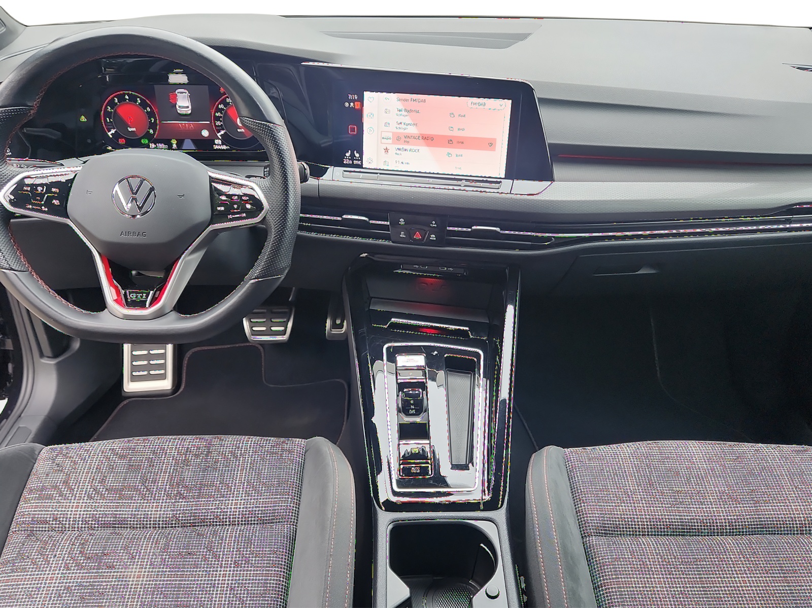 VW Golf 2.0 TSI GTI DSG-image-10
