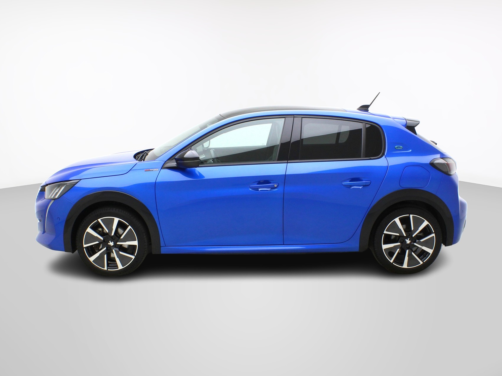 PEUGEOT 208 e-GT-showroom-element-2
