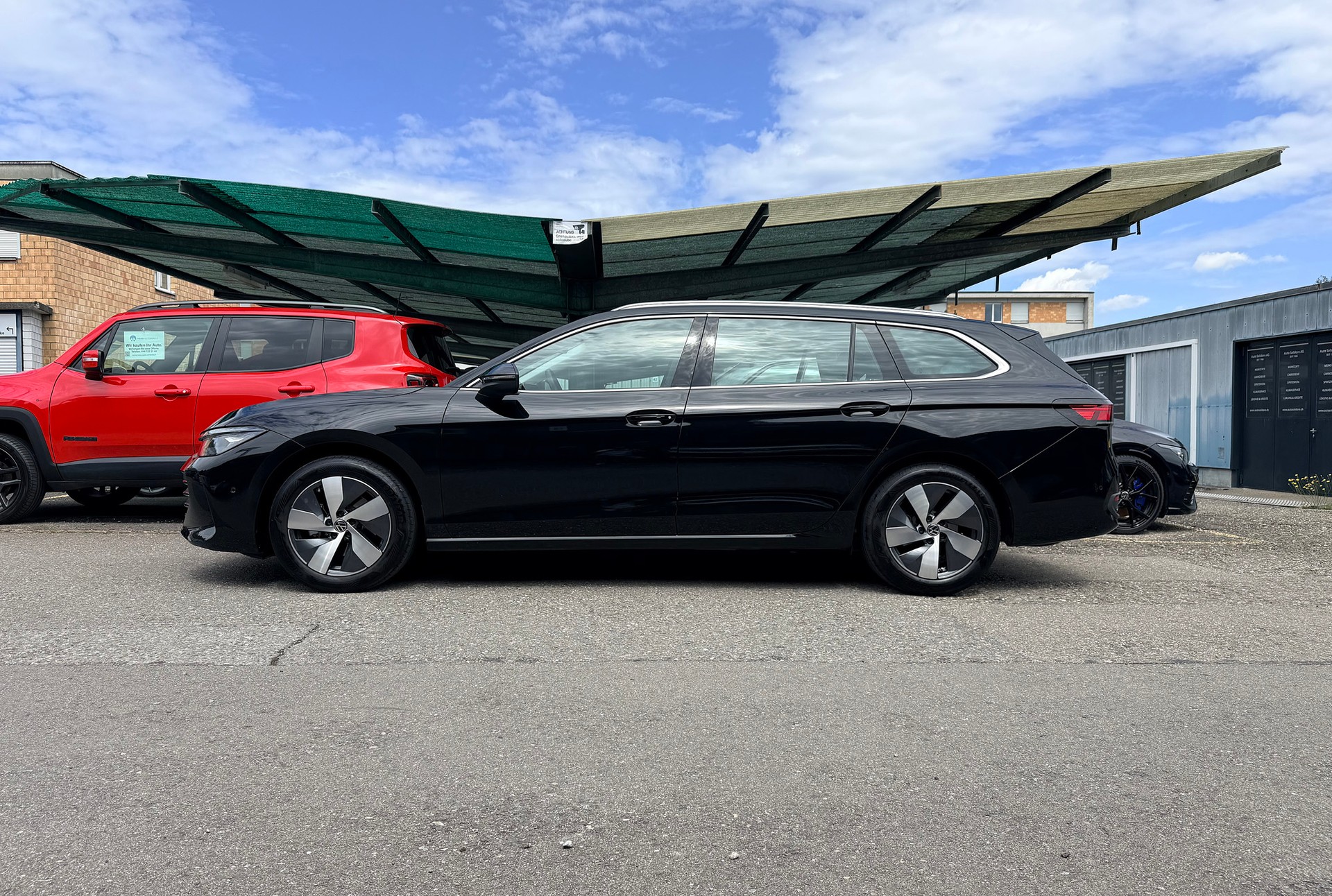 VW Passat Variant 1.5 eTSI evo2 Business DSG-image-12