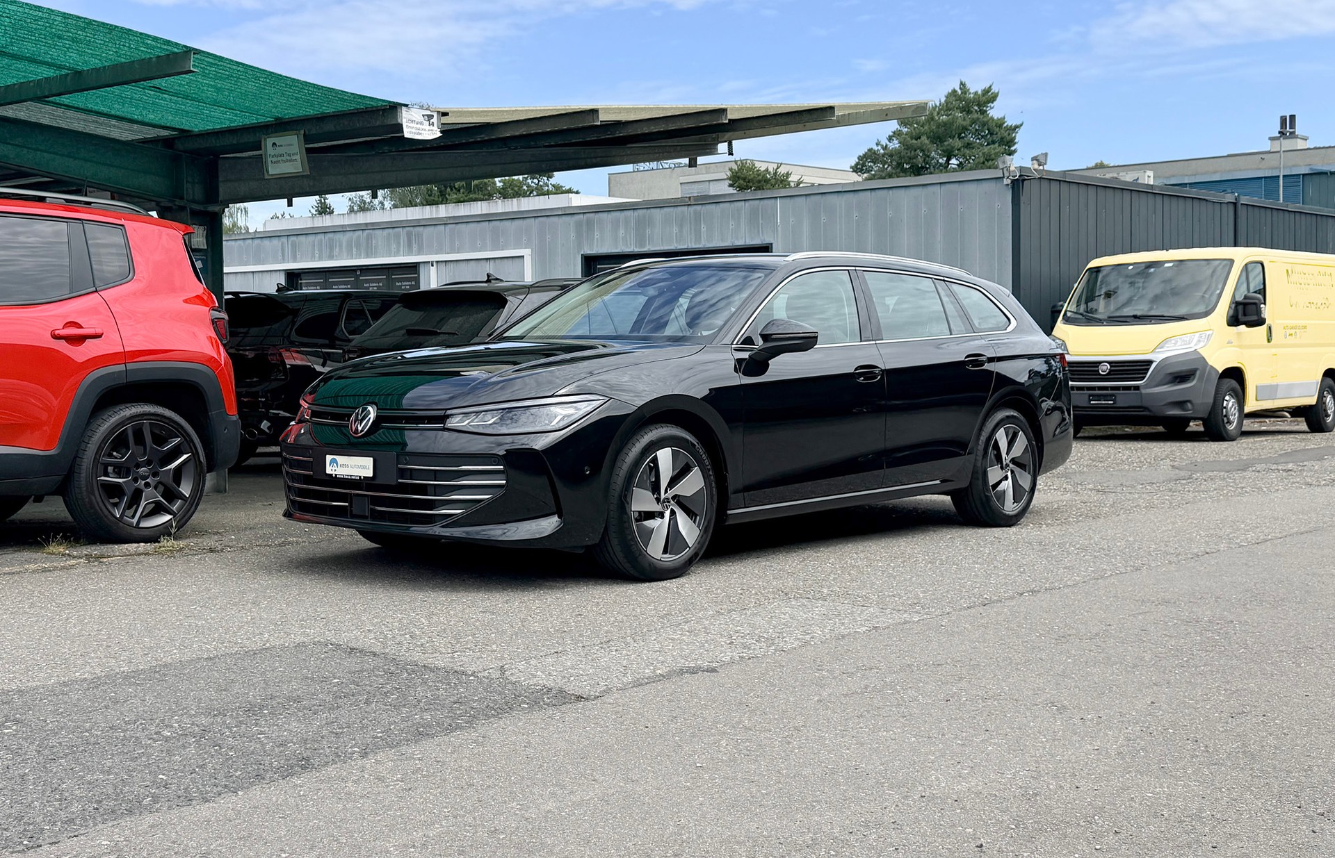 VW Passat Variant 1.5 eTSI evo2 Business DSG-image-0