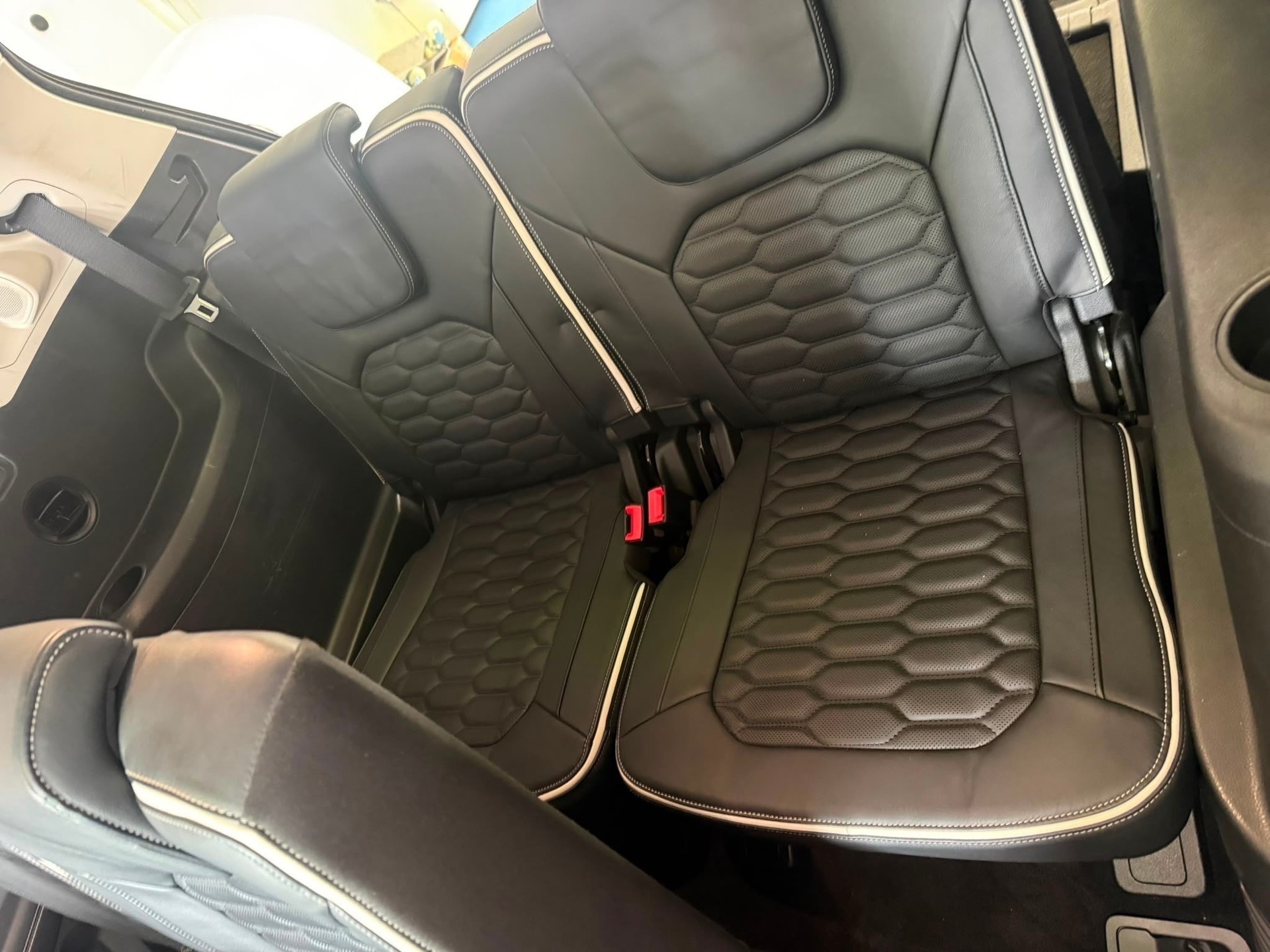FORD S-Max 2.0 TDCi Vignale AWD Automatic-image-11
