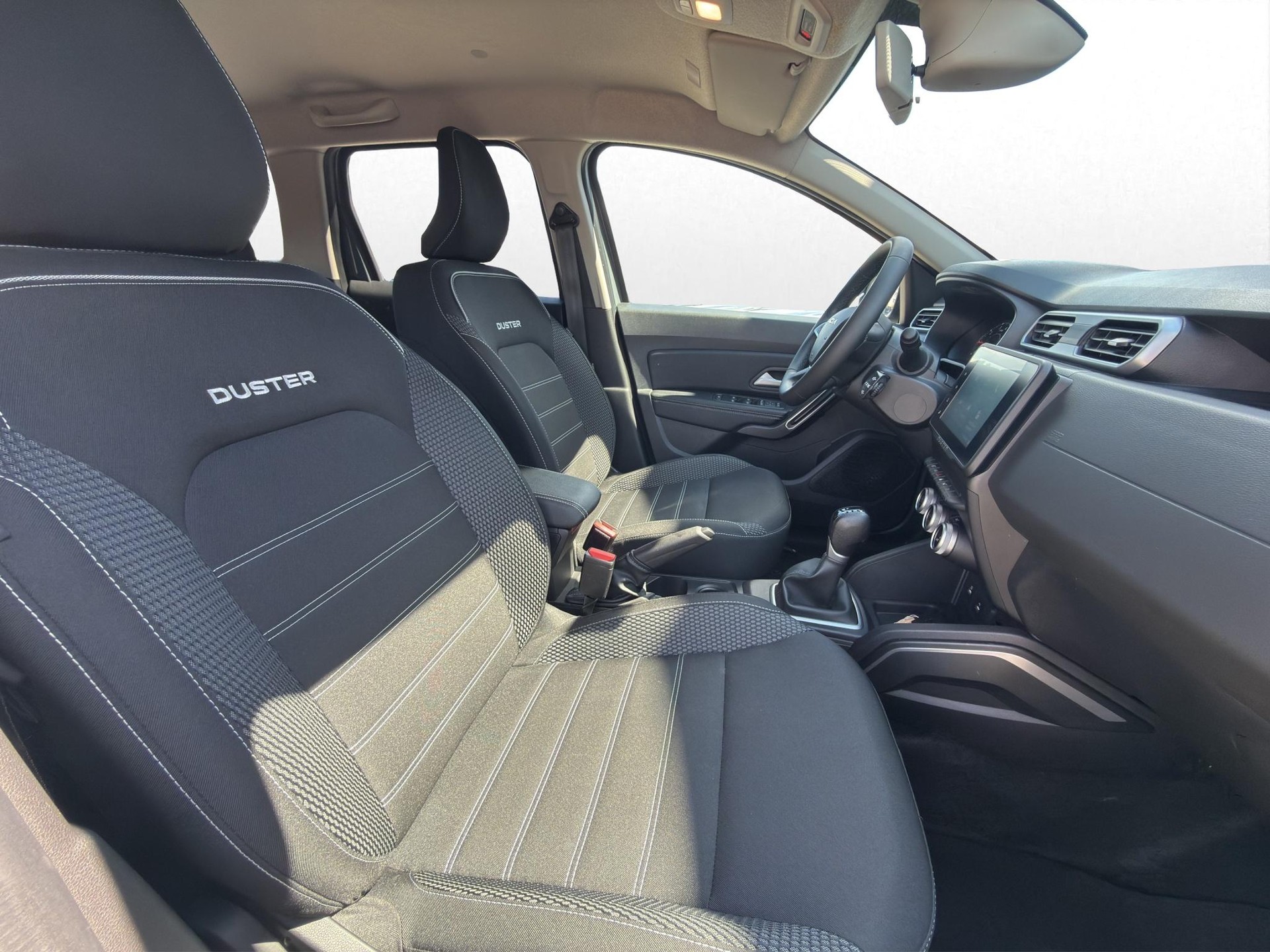 DACIA Duster 1.3 TCe 150 Journey EDC-image-13