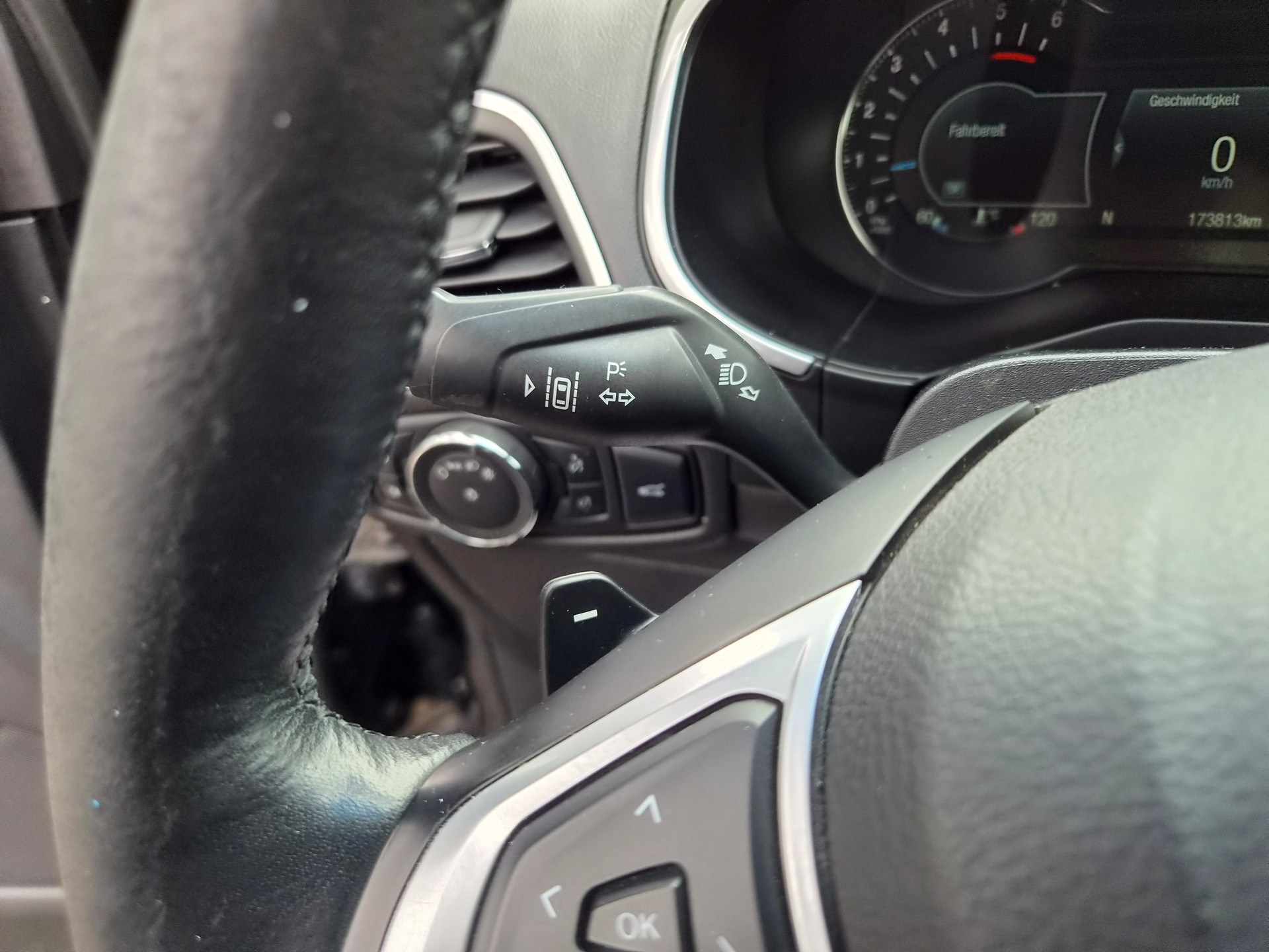 FORD Edge 2.0 TDCi Sport 4WD PowerShift-image-22