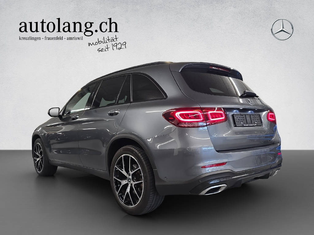MERCEDES-BENZ GLC 220 d AMG Line 4Matic-image-2