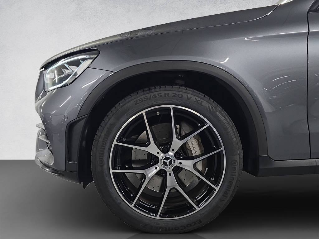MERCEDES-BENZ GLC 220 d AMG Line 4Matic-image-6