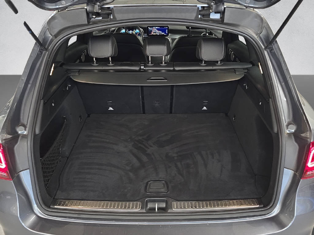 MERCEDES-BENZ GLC 220 d AMG Line 4Matic-image-7
