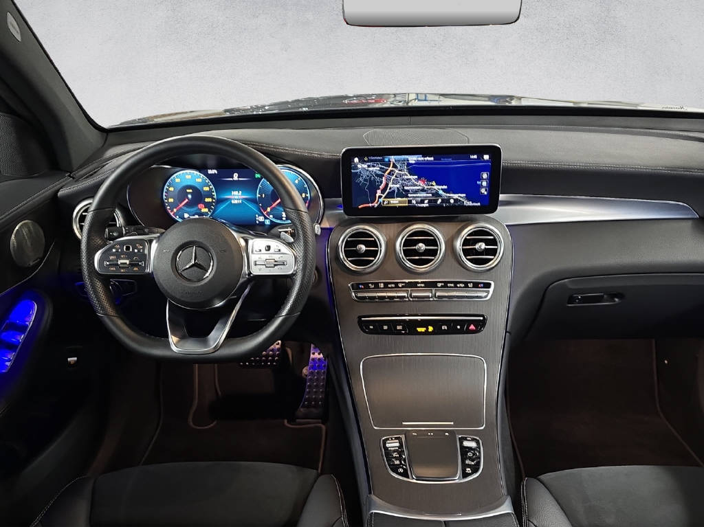 MERCEDES-BENZ GLC 220 d AMG Line 4Matic-image-13