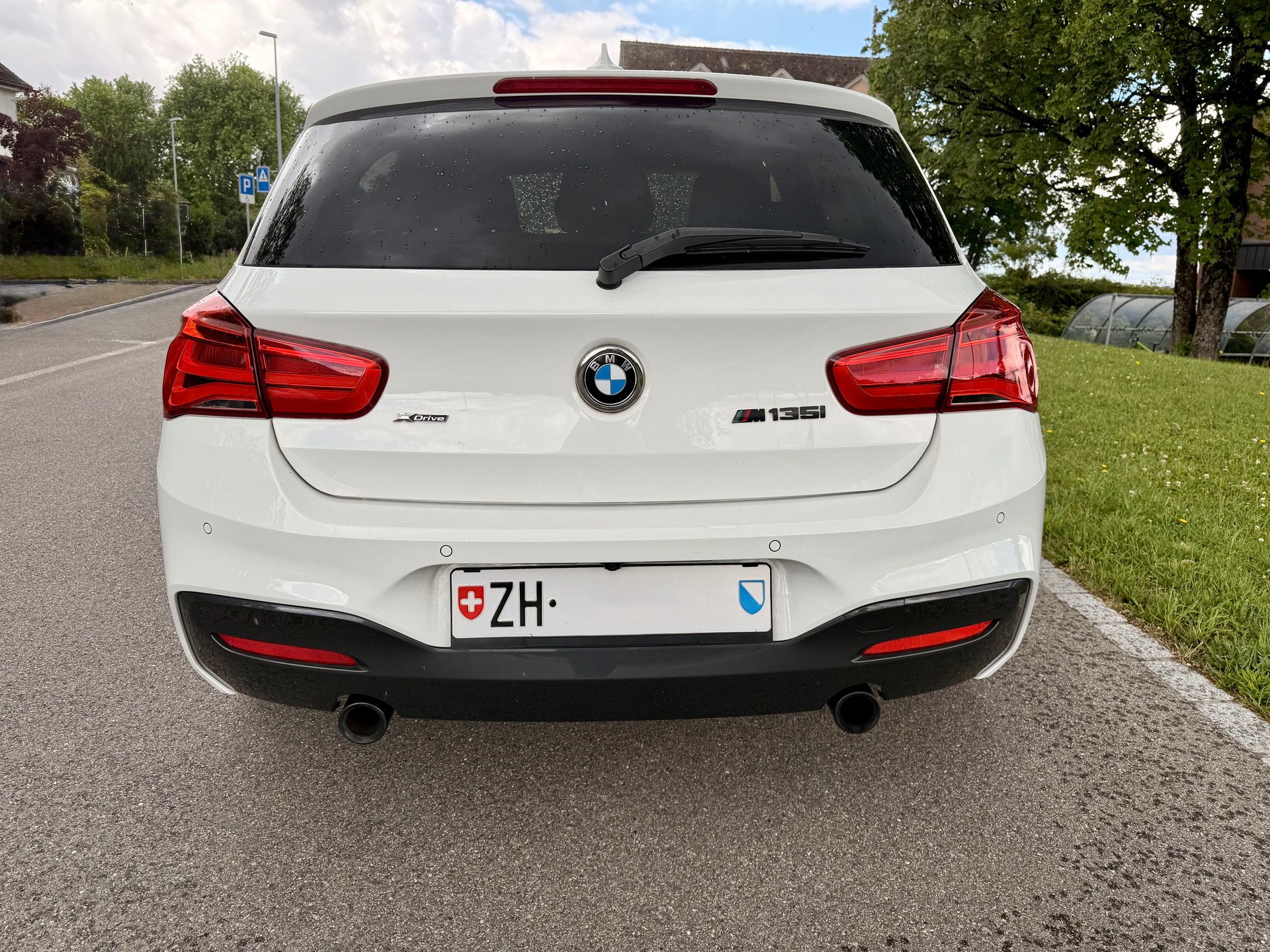 BMW M135i xDrive-image-3