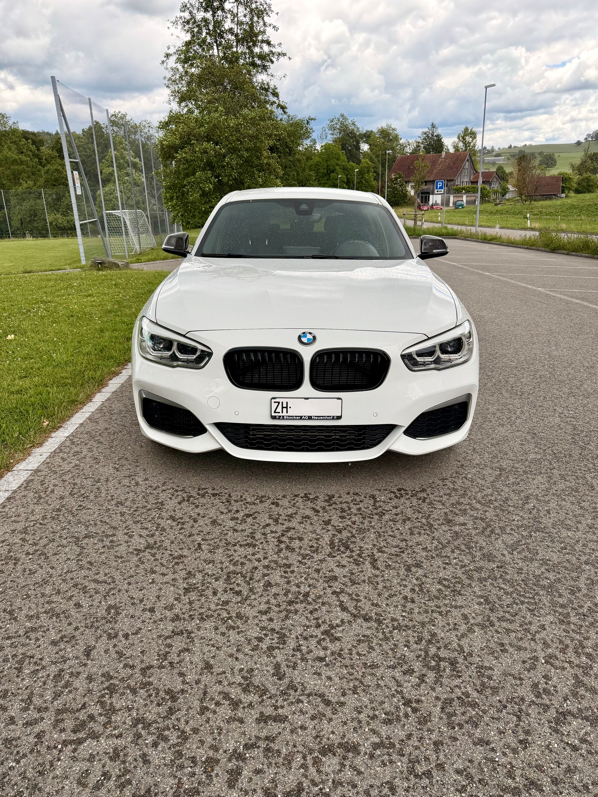 BMW M135i xDrive-image-6