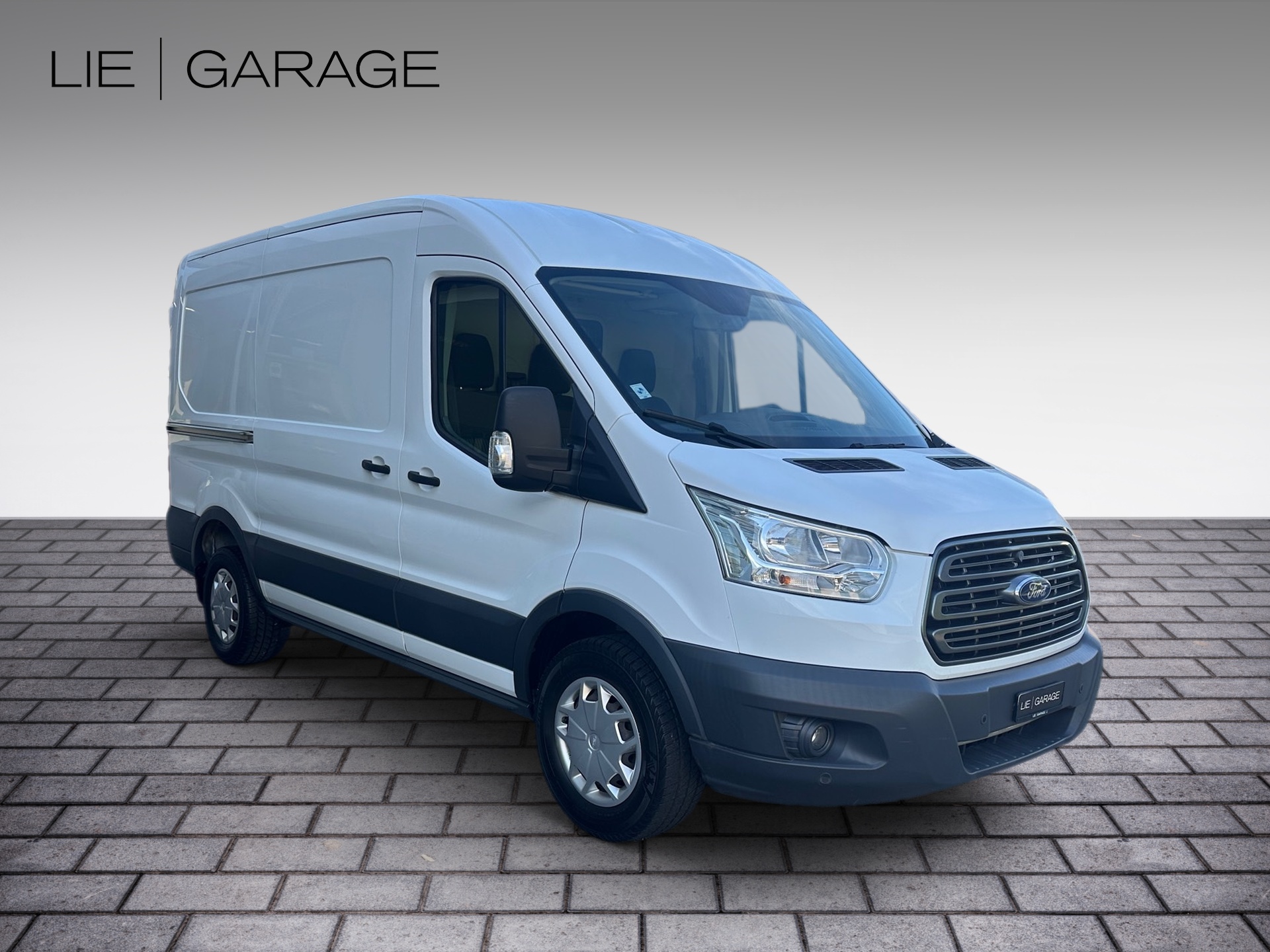 FORD Transit Van 350 L2 Ambiente 2.0 TDCi 130 FWD-image-1