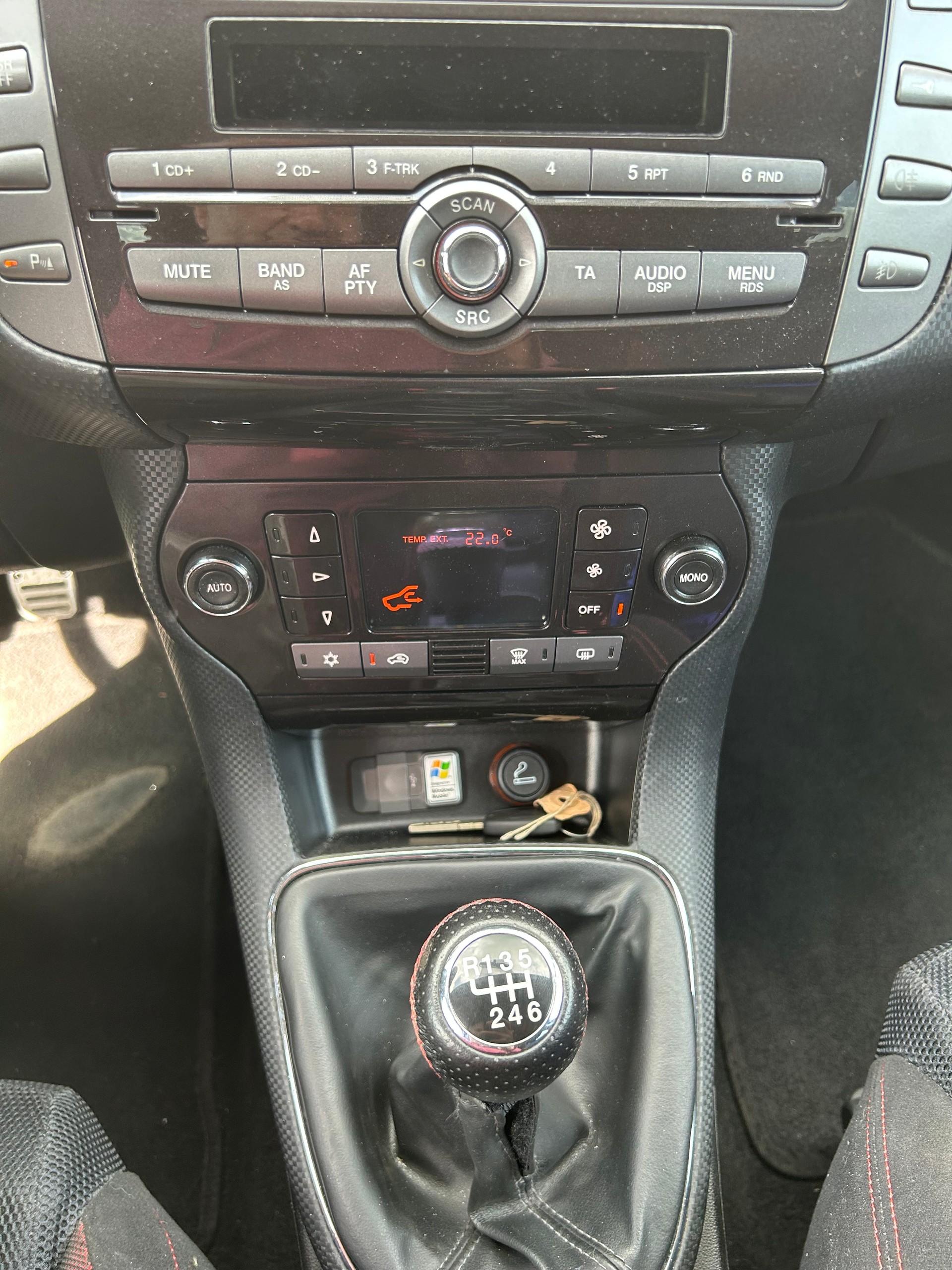 FIAT Bravo 1.4 16V Turbo Emotion-image-9