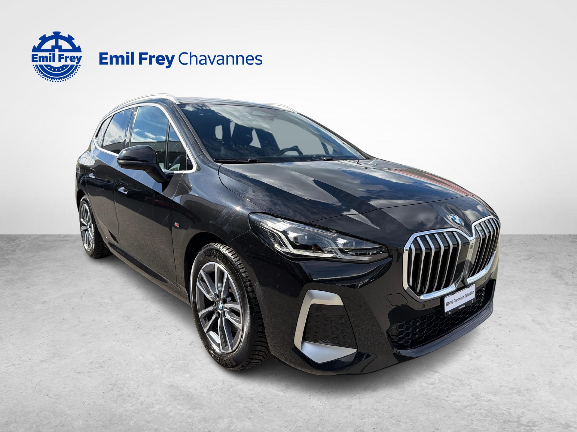 BMW 218i paddles Active Tourer-image-0