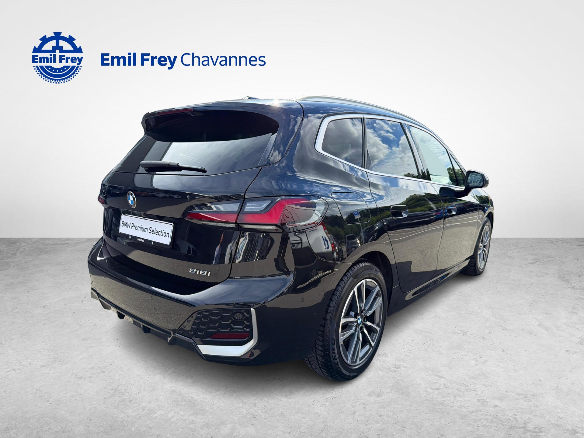 BMW 218i paddles Active Tourer-image-3