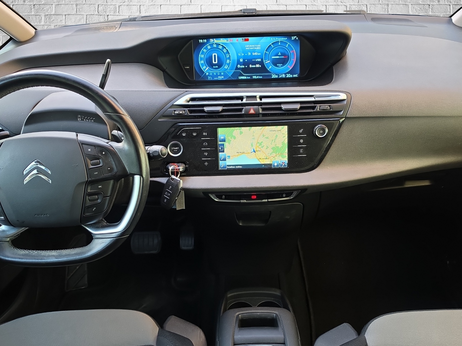 CITROEN Grand C4 Picasso 1.6i 16V e-THP Intensive-image-12