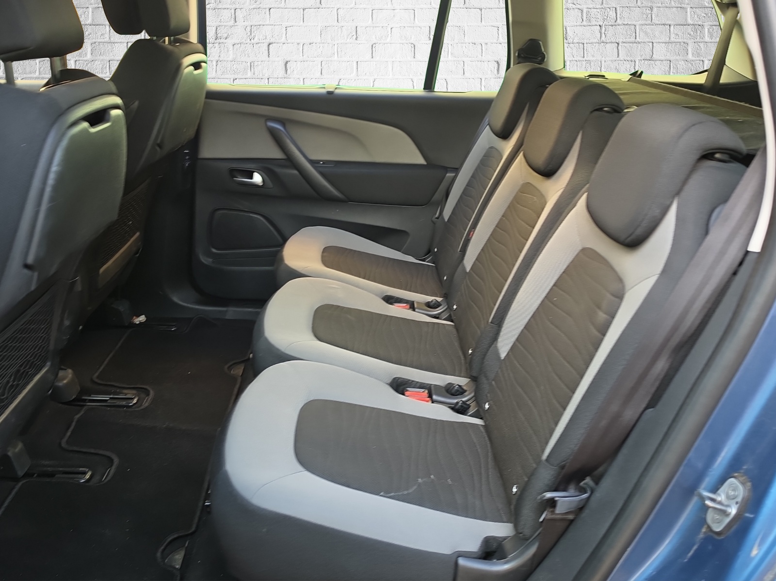 CITROEN Grand C4 Picasso 1.6i 16V e-THP Intensive-image-19