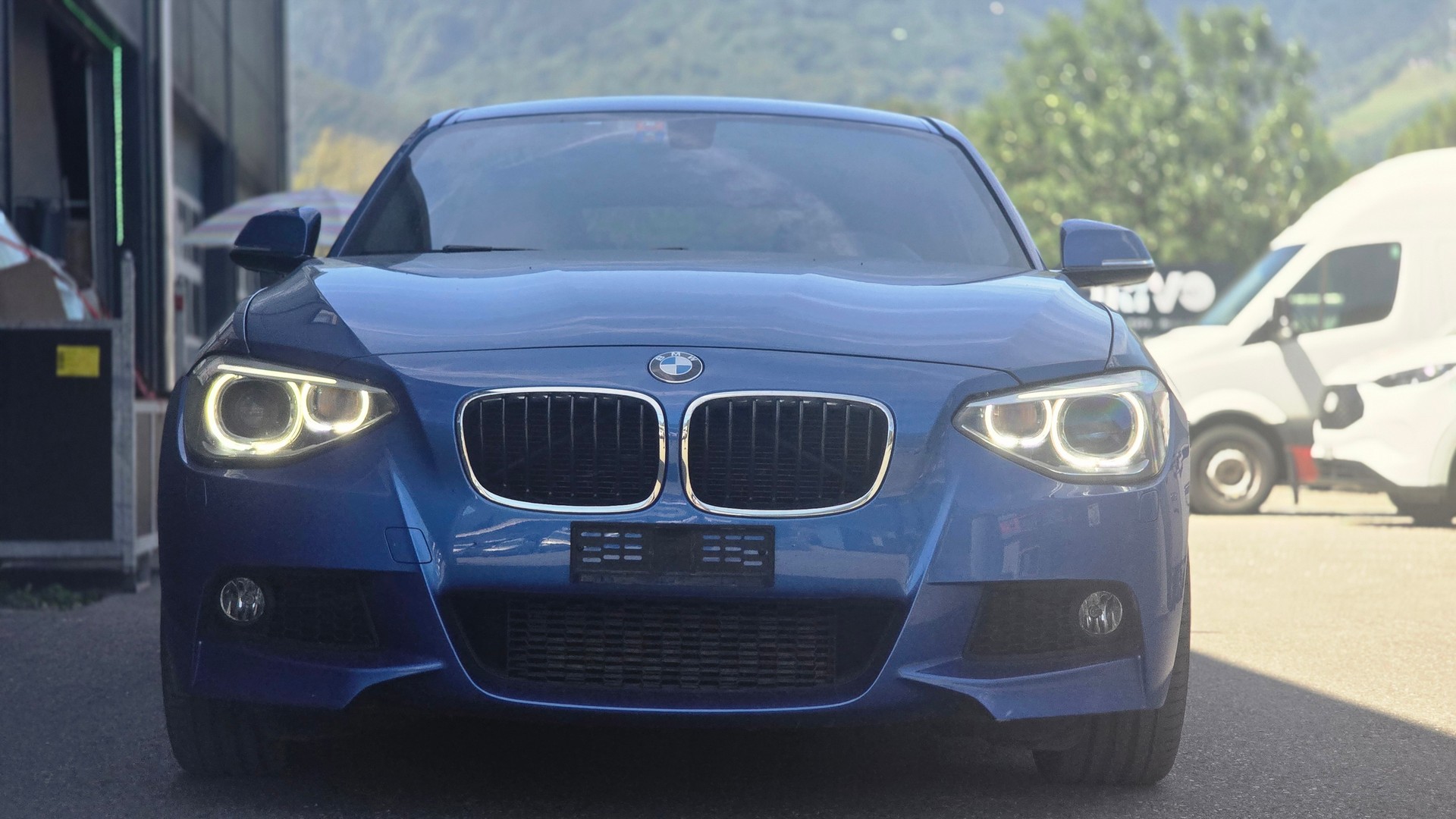 BMW 116i Urban Line-image-0